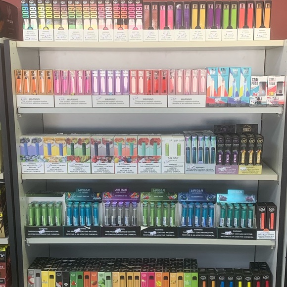 Disposable - Picture 2 of 6